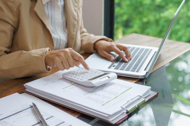Investir en SCPI ou en immobilier locatif direct ?