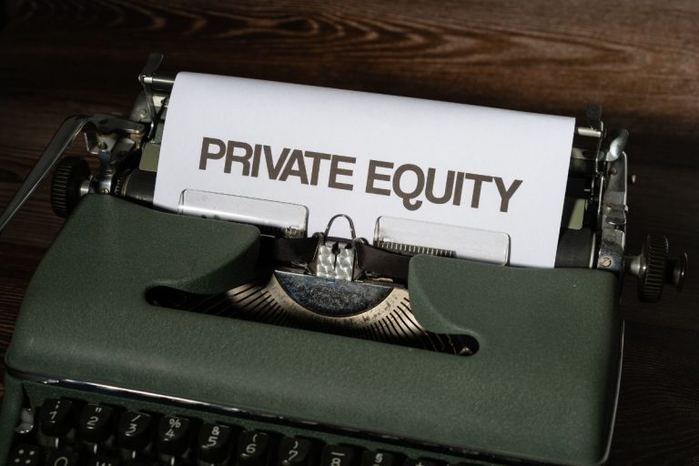 Private equity vs SCPI vs actions : quelle allocation pour un patrimoine de 500k€ ?